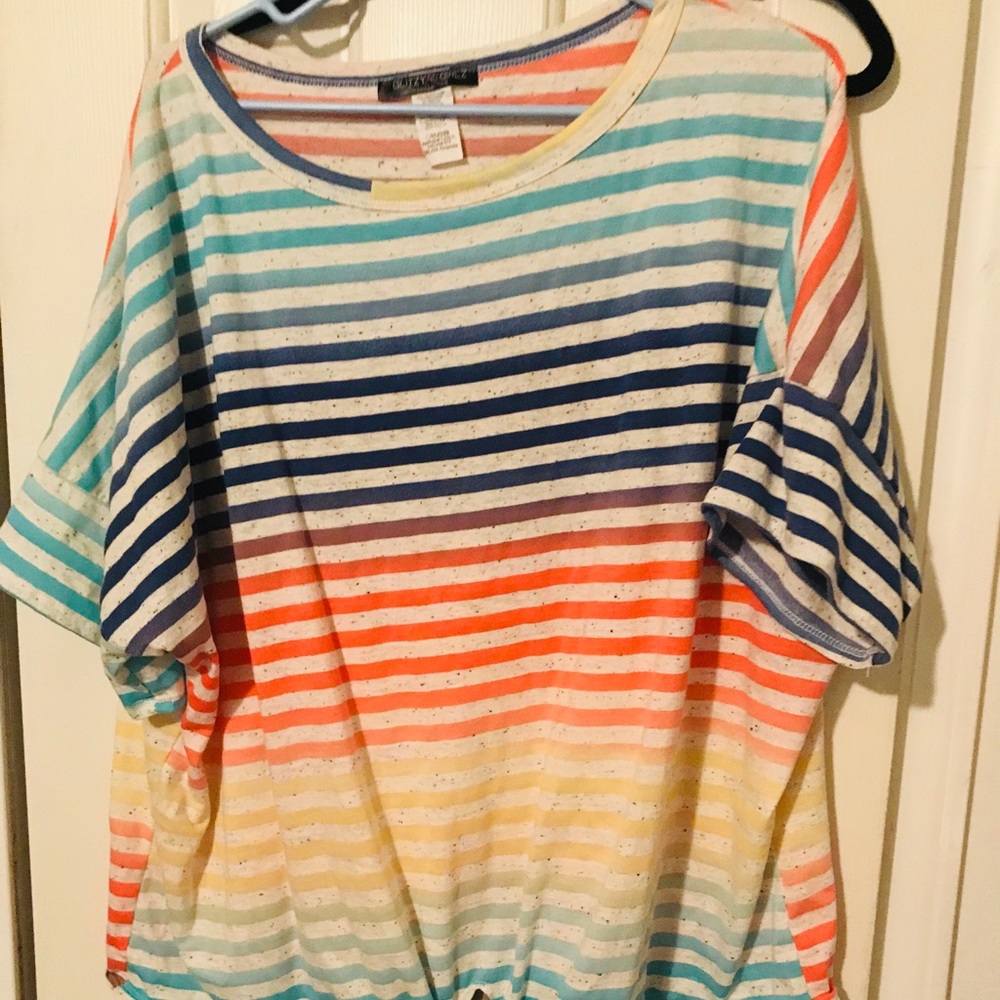 Beautiful top with tie knot at bottom. Never worn